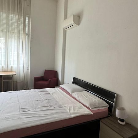 Ambassador Tirana Apartment Luaran gambar