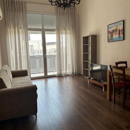 Ambassador Tirana Apartment Luaran gambar