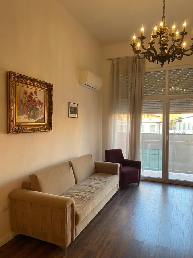 Ambassador Tirana Apartment Luaran gambar
